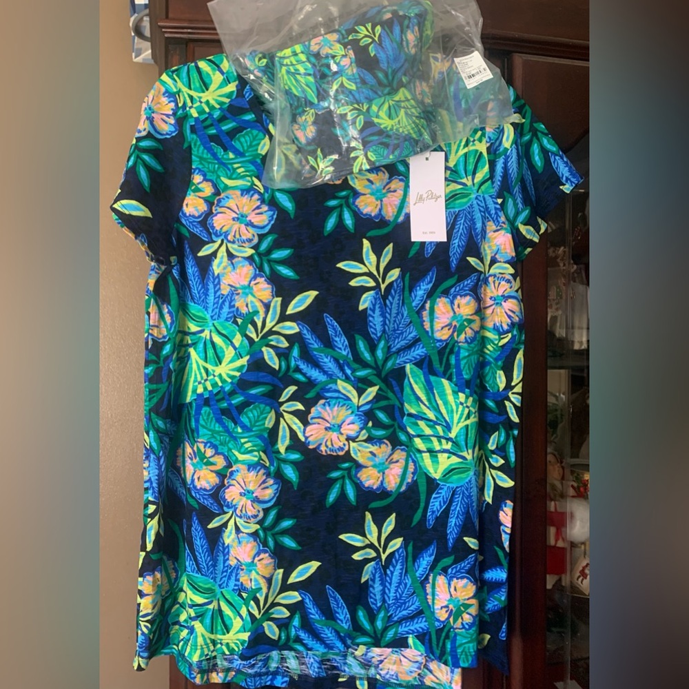 Lilly Pulitzer The Hottest Spot Navy Tropical Floral Etta Short Sleeve Tee